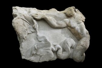 bloc sculpté Champlieu